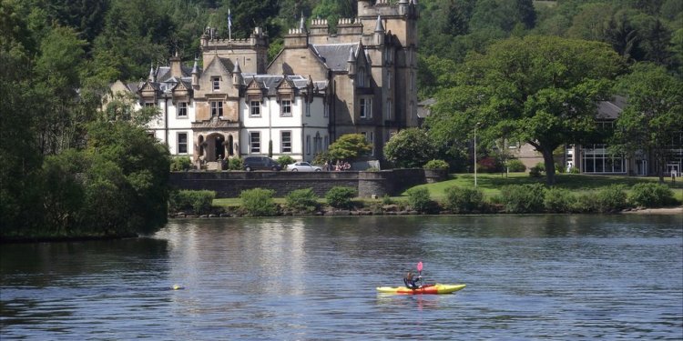 Loch lomond, Hotels and House