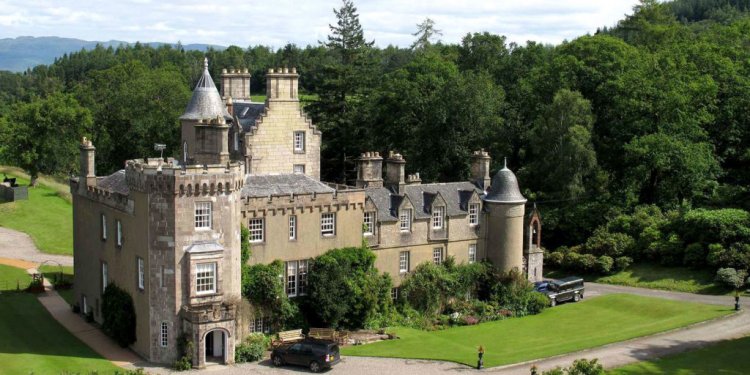 Loch Lomond Castle 1024x576