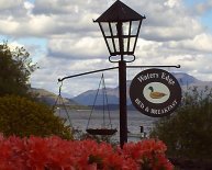 Waters edge cottages Loch Lomond